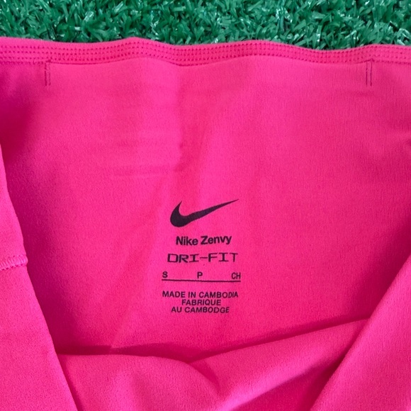 Nike Women’s Dri-Fit Hot Pink Athletic Leggings. High Rise 7/8 Length. Small NWT - Picture 2 of 5